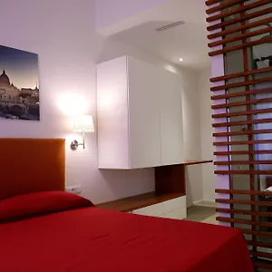 https://why-not-roma.it-romehotels.com