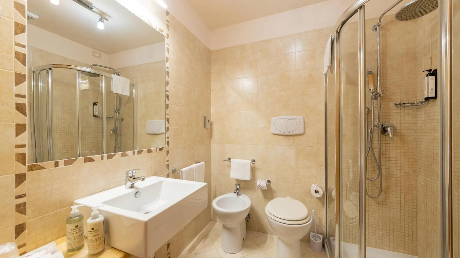 Hotel Venice Resort Airport Tessera