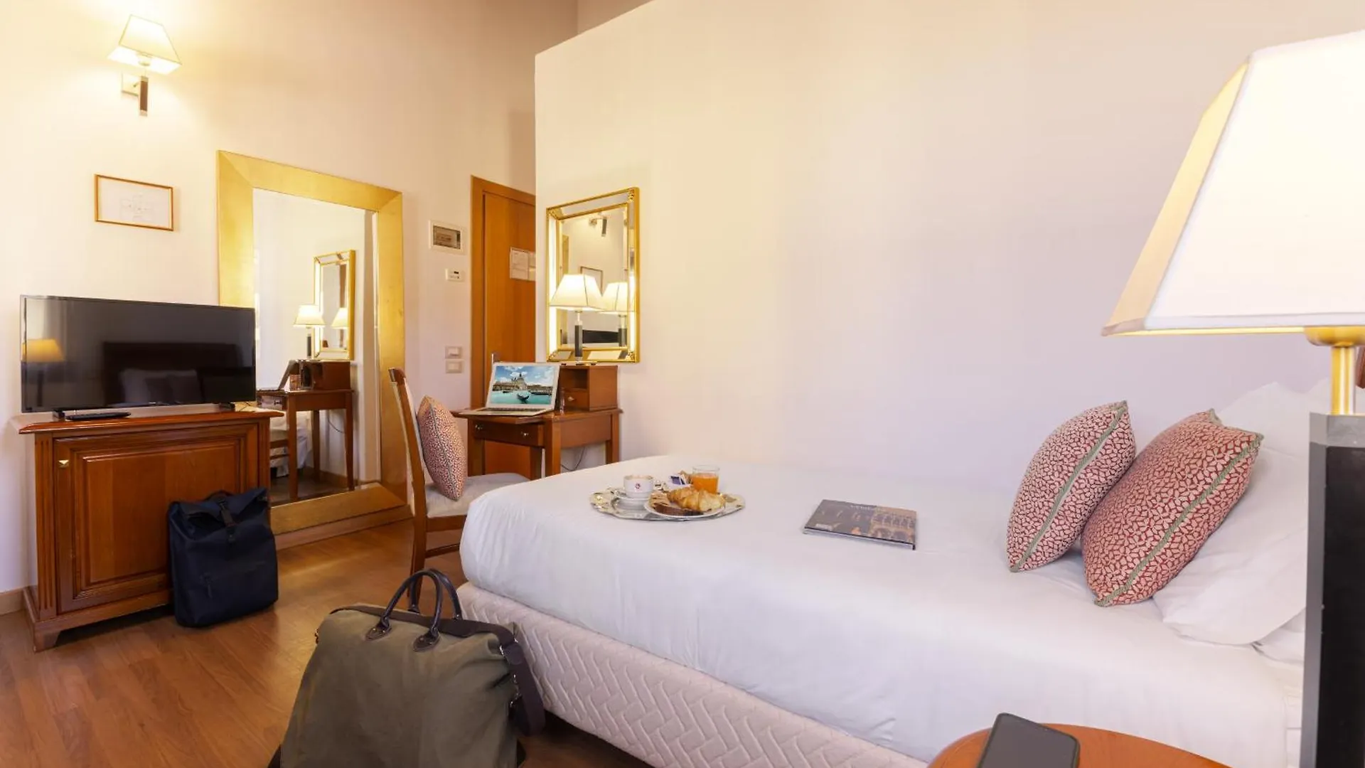 Hotel Venice Resort Airport Tessera 4*,
